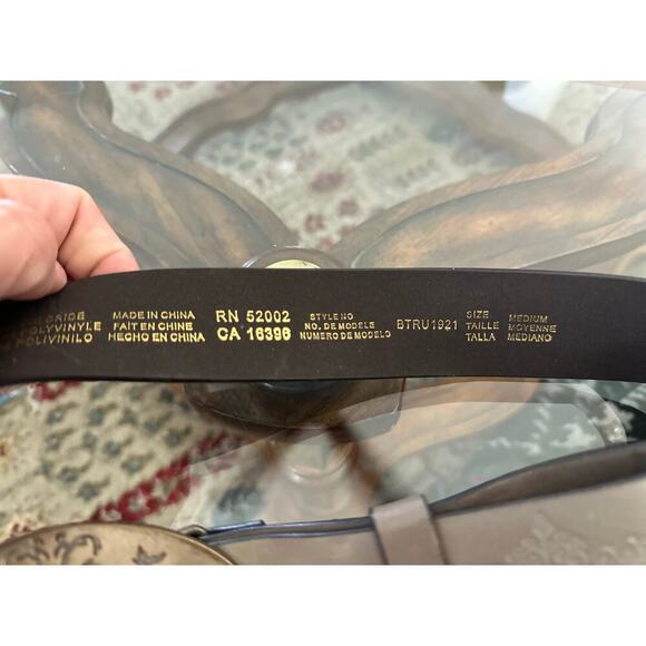 Vintage Liz Claiborne Women's Cream & Brown Leather Buckle Belt Size Medium - Picture 5 of 8